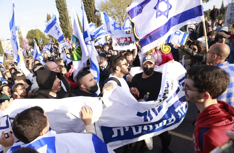 Shavuot: A Chance to Become a Centrist
